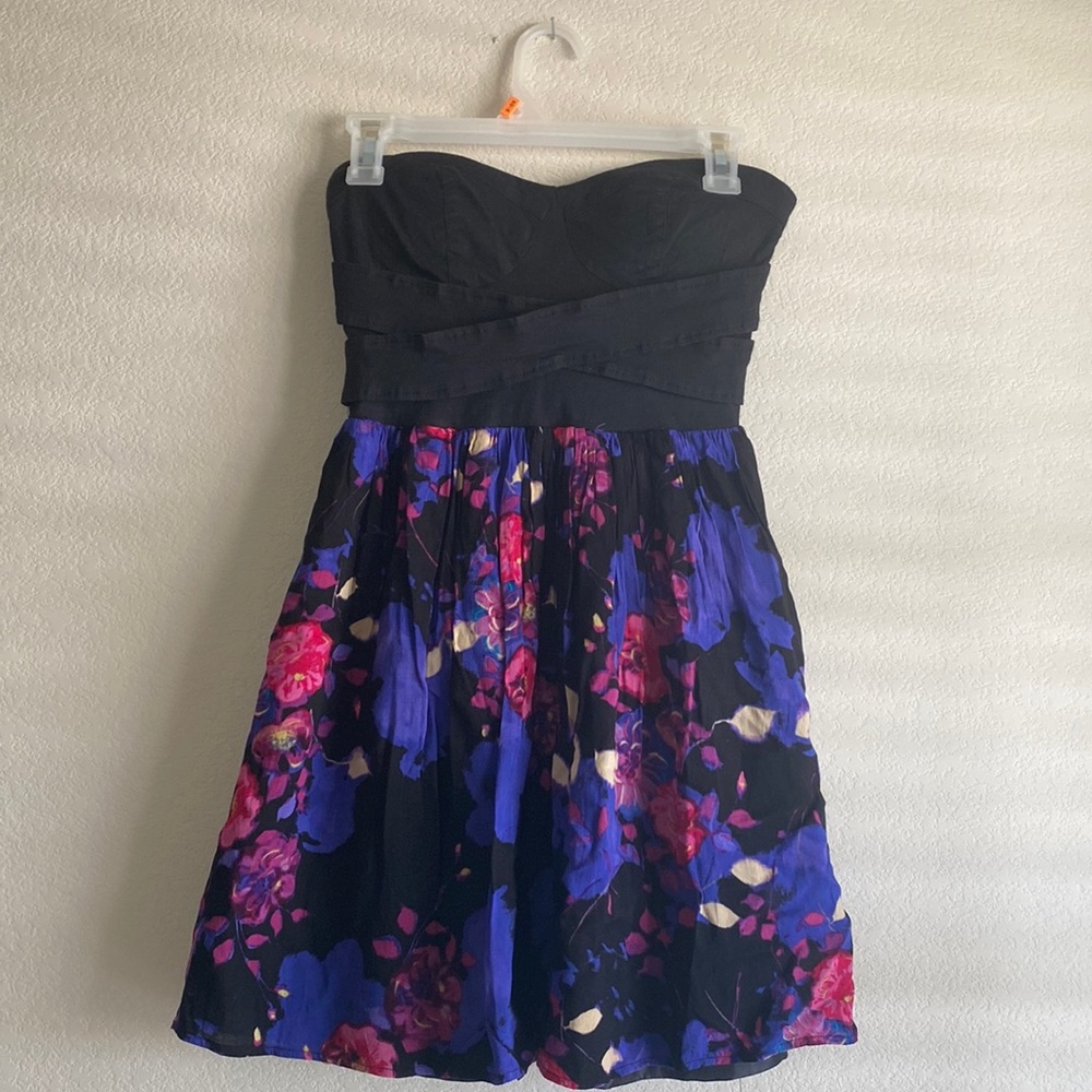🌸 Beautiful Medium Charlotte Russe Floral Mini Dress 🌺